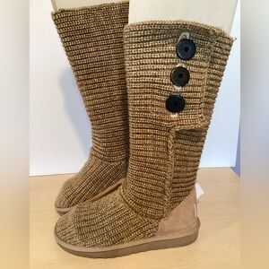 UGG Australia Classic Cardy Knit Beige Tan Slouchy Boots 6 W